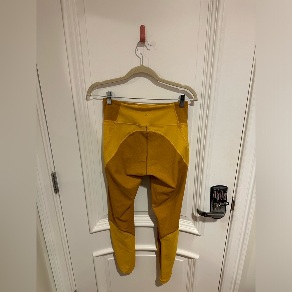 Lululemon Colorblock Yellow Early Extension High Rise Legging - Picture 2 of 3
